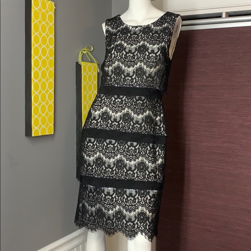 Xscape by Cachè black lace dress size 8 💙 NWT!!!!